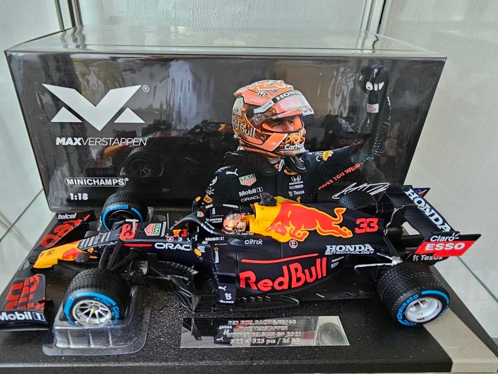 Max verstappen Turkish, brasile, België 1.18 schaal, Ophalen of Verzenden, Zo goed als nieuw, MiniChamps
