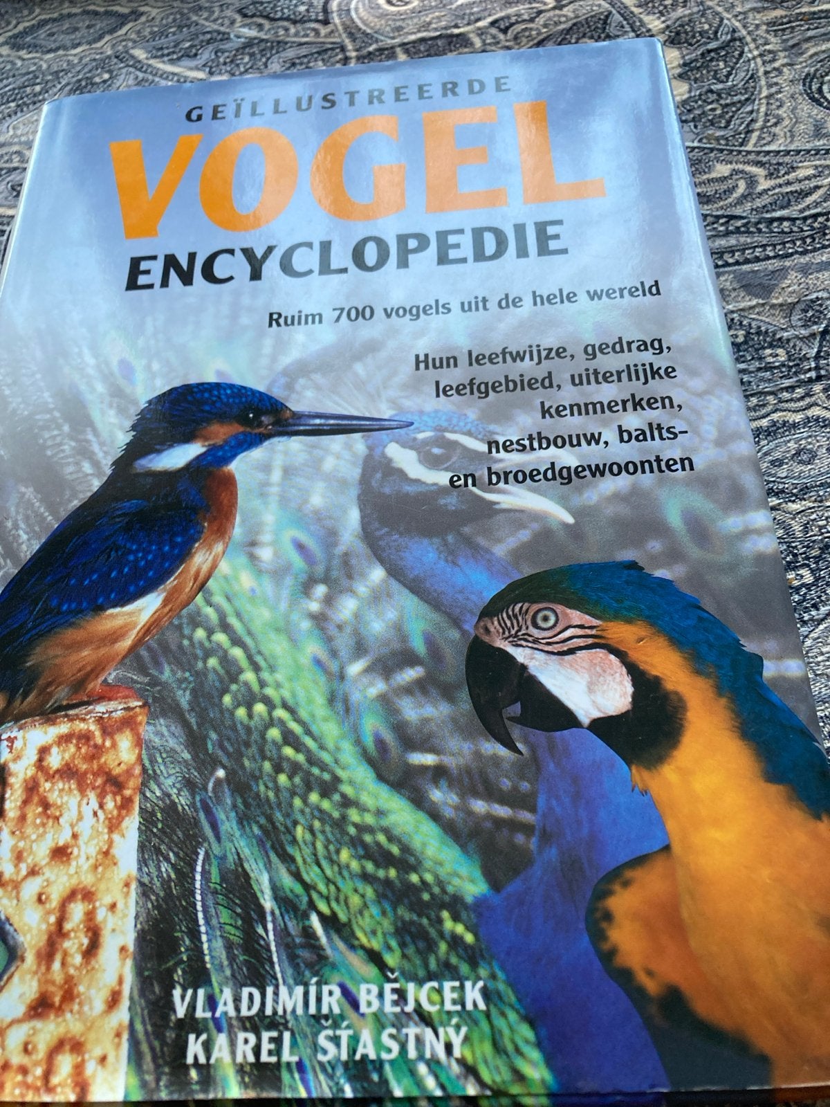 Geïllustreerde Vogelencyclopedie - Vladimir Bejcek, Boeken, Verzenden, Zo goed als nieuw, Vogels
