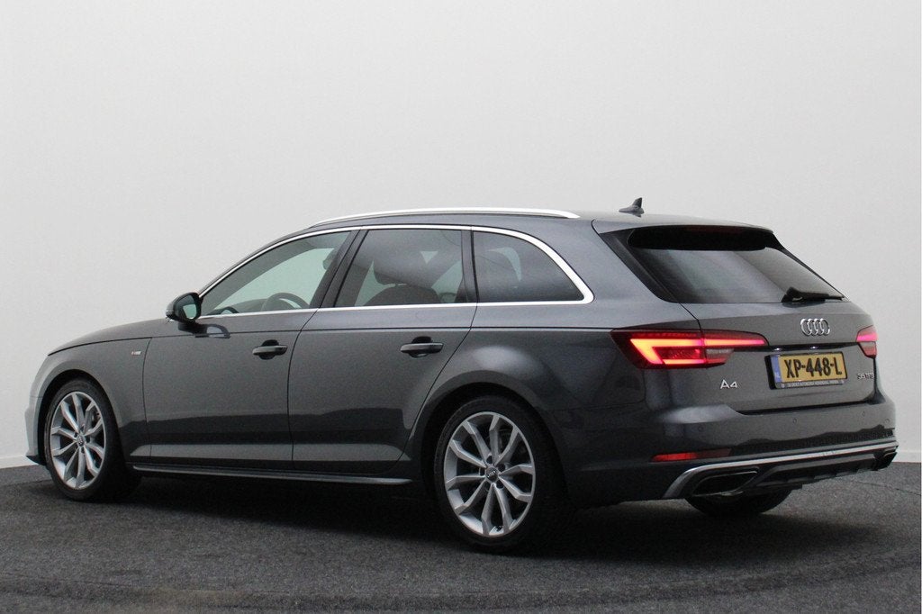 Audi A4 Avant 35 TFSI Sport S line edition 2x S-Line, LED, N, Gebruikt, 4 cilinders, Bluetooth, Origineel Nederlands