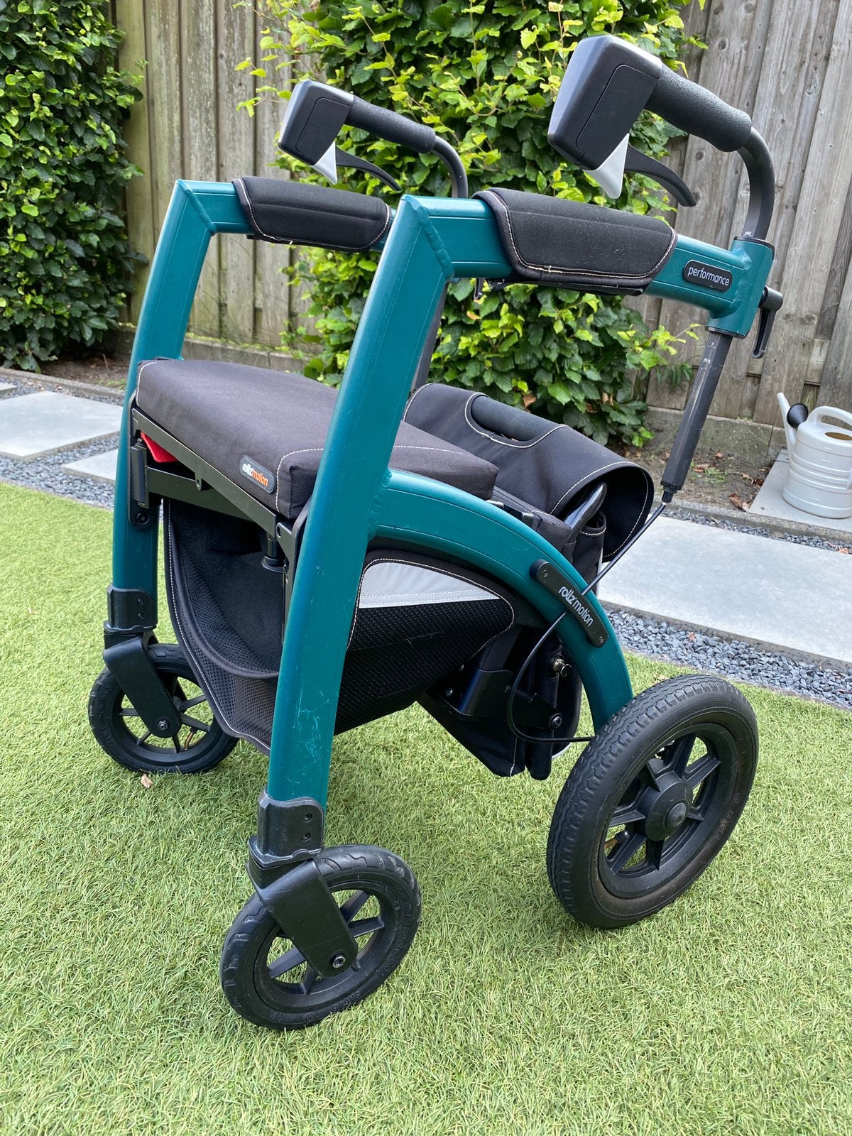 Rollz Motion Performance - (duwrolstoel en rollator in 1), Ophalen, Opvouwbaar, Gebruikt
