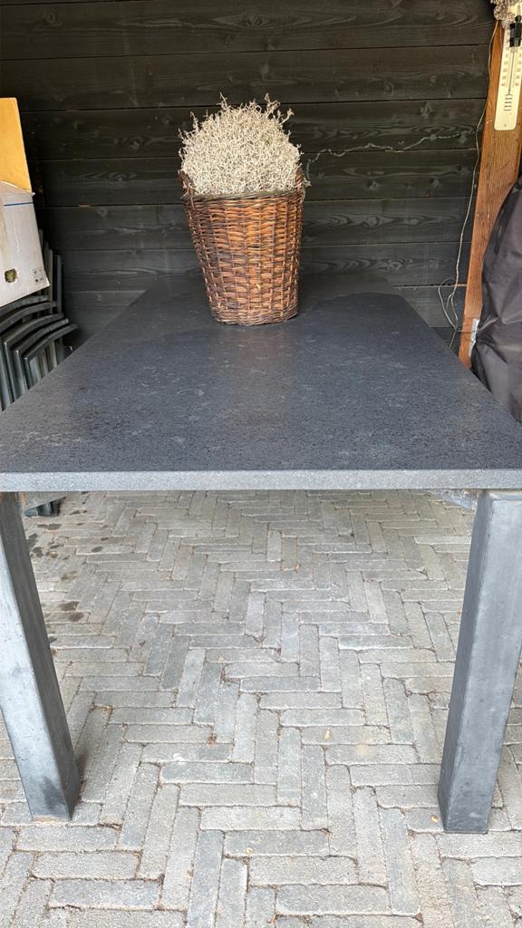 Hardstenen tuintafel, Ophalen, Gebruikt, Rechthoekig, Overige materialen