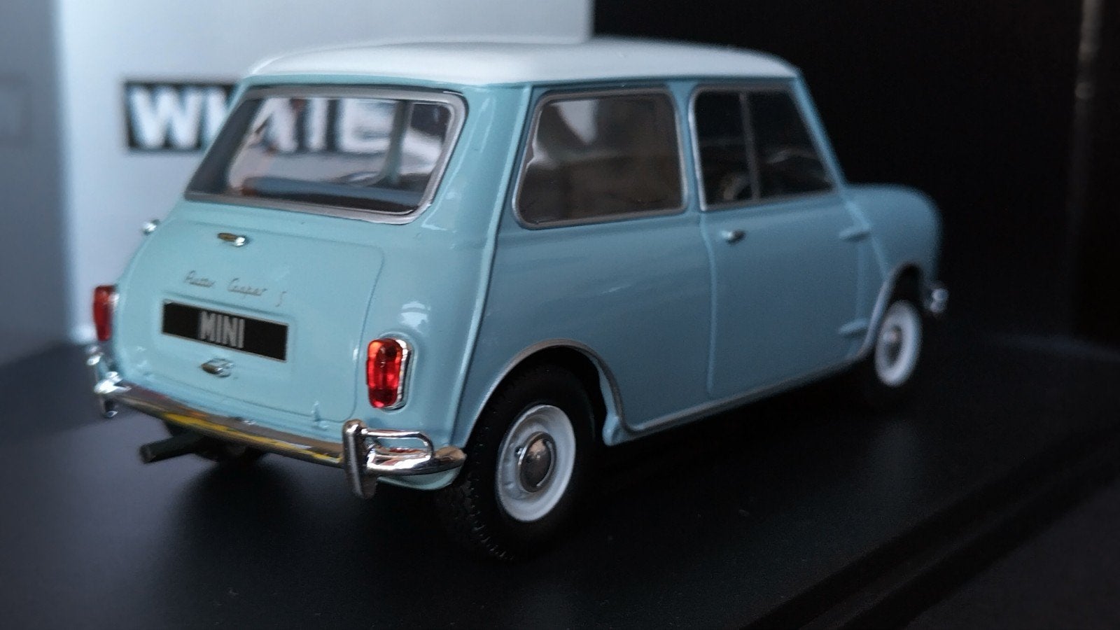 Mini Cooper S 1:24 Whitebox Pol, Hobby en Vrije tijd, Modelauto's | 1:24, Overige merken, Whitebos Spreidel, Auto, Verzenden