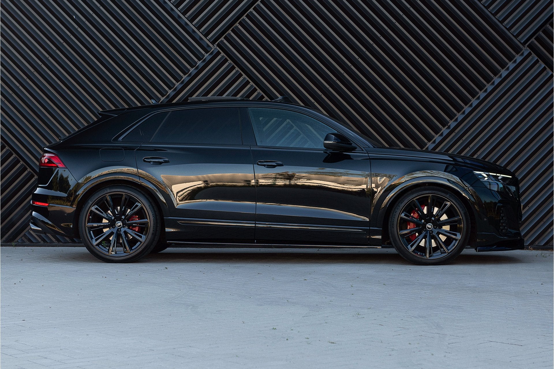 Audi Q8 60 TFSI e quattro S-Line Competition ACC Pano 4wielb, Automaat, Gebruikt, Zwart, 2995 cc