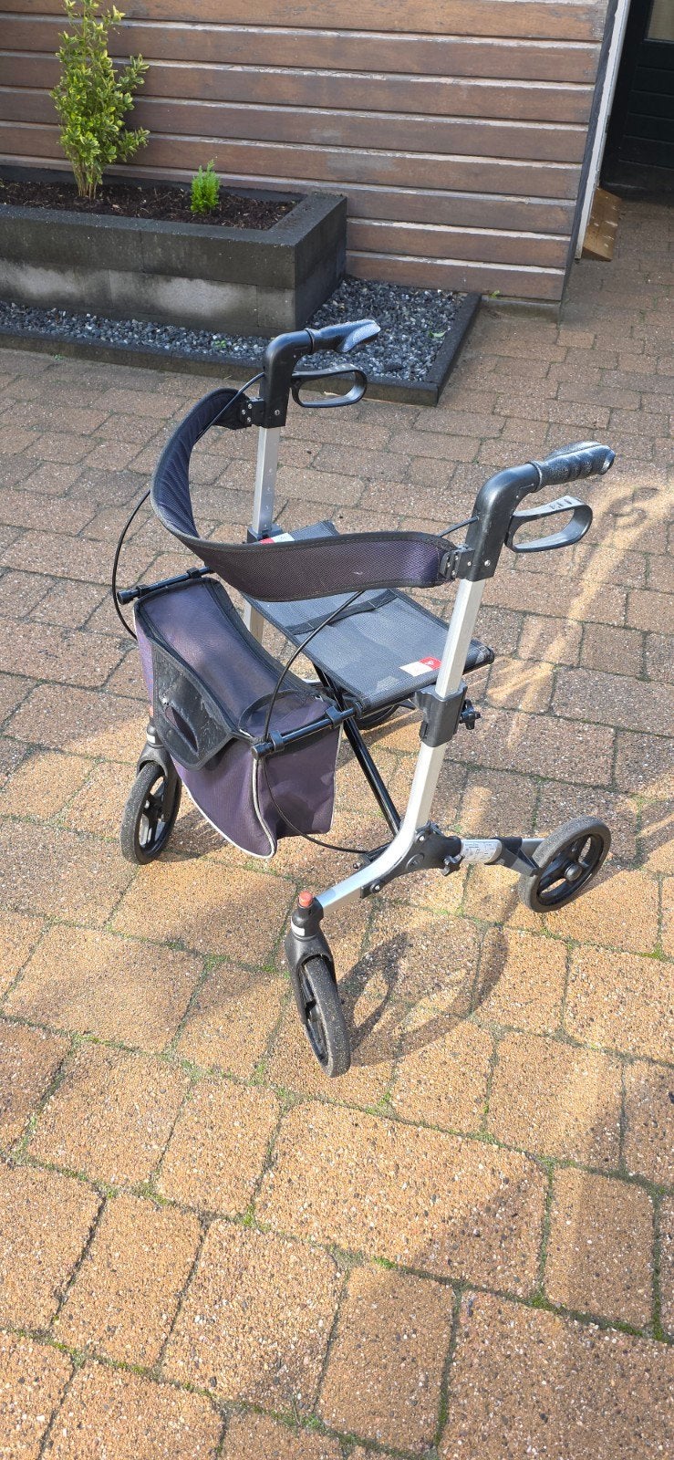 Stevige rollator in prima staat en opklapbaar, Diversen, Ophalen, Opvouwbaar, Gebruikt