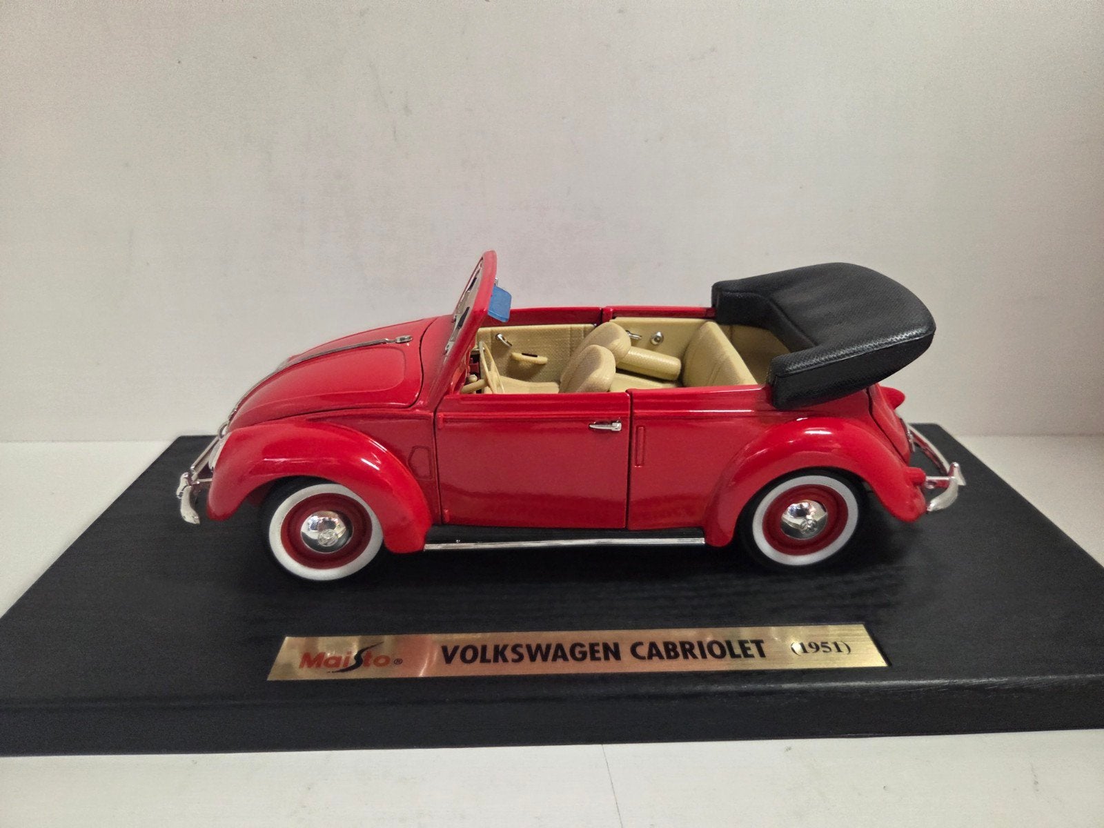 Maisto Volkswagen Kever cabriolet 1951 1:18, Maisto, ., Ophalen of Verzenden, Zo goed als nieuw