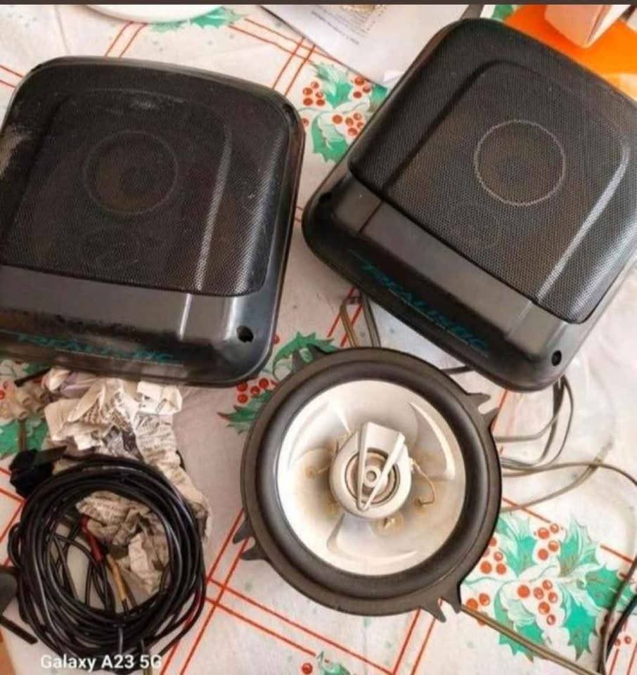 3 hoedenplank speakers met bekabeling, Ophalen, Gebruikt