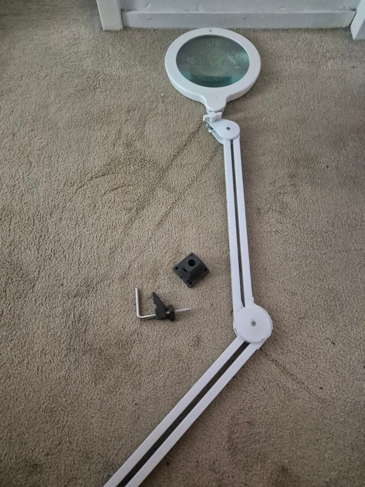vergrootglas tafel model met klem en stekker  zie omschrijvi, Ophalen, Gebruikt, Vergrootglas of Loep