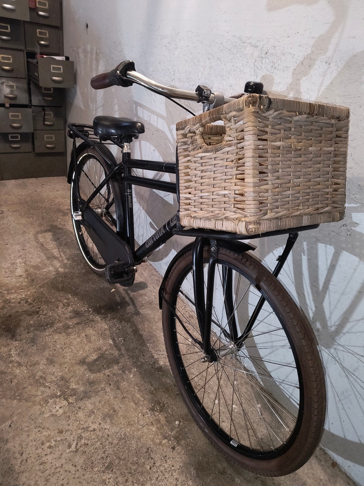 jongensfiets transportfiets 26inch Cortina U4 met voordrager, Terugtraprem, Cortina U4 transportfiets, Versnellingen, Ophalen