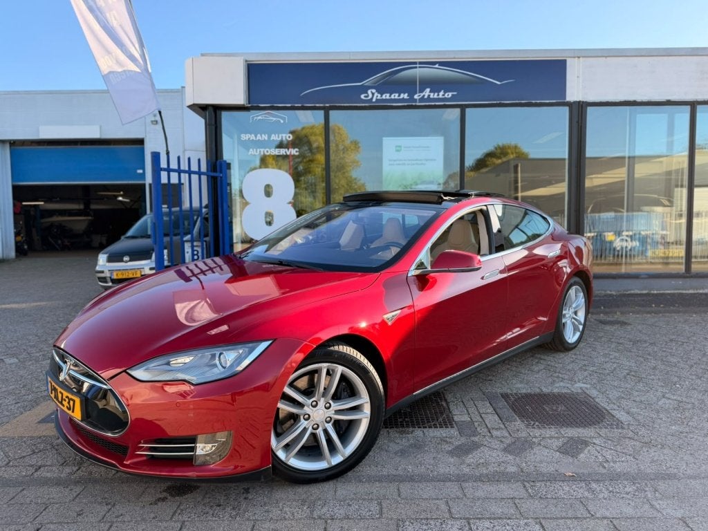 TESLA  MODEL S 85+ 421CH