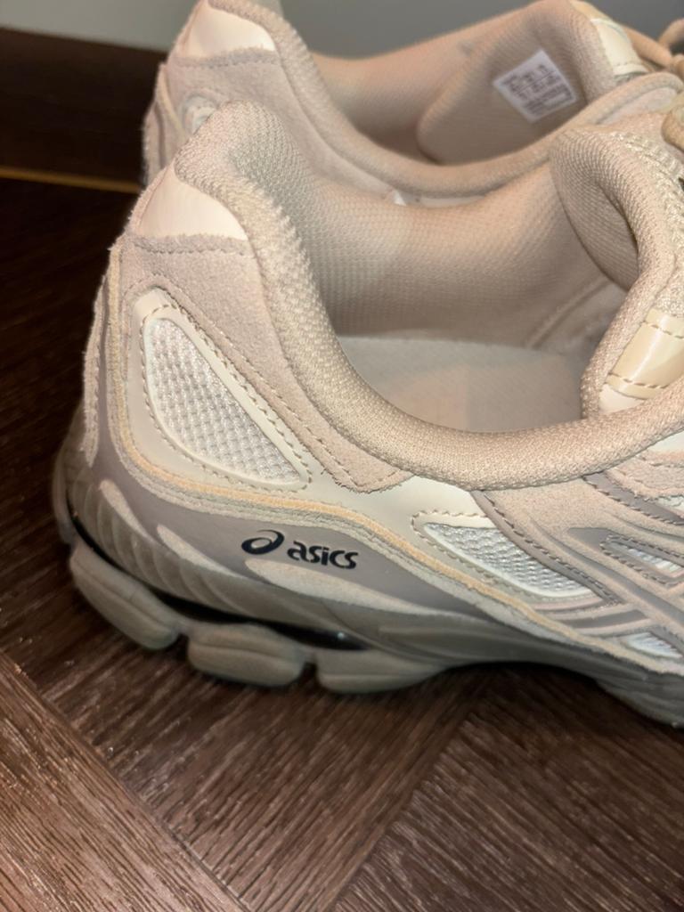 Asics als nieuw, Ophalen of Verzenden, Zo goed als nieuw, Hardloopschoenen, Asics
