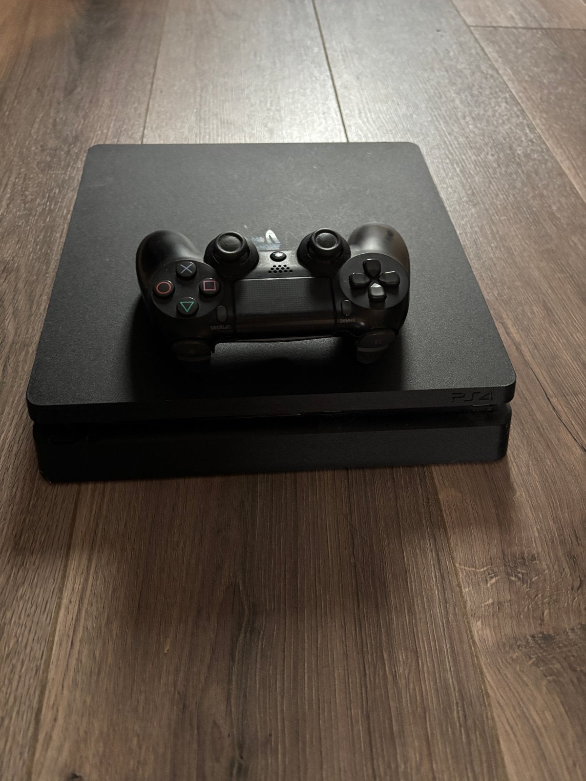 Sony PlayStation 4 Slim ZONDER CONTROLLER, Spelcomputers en Games, Spelcomputers | Sony PlayStation 4, Ophalen of Verzenden, Zo goed als nieuw