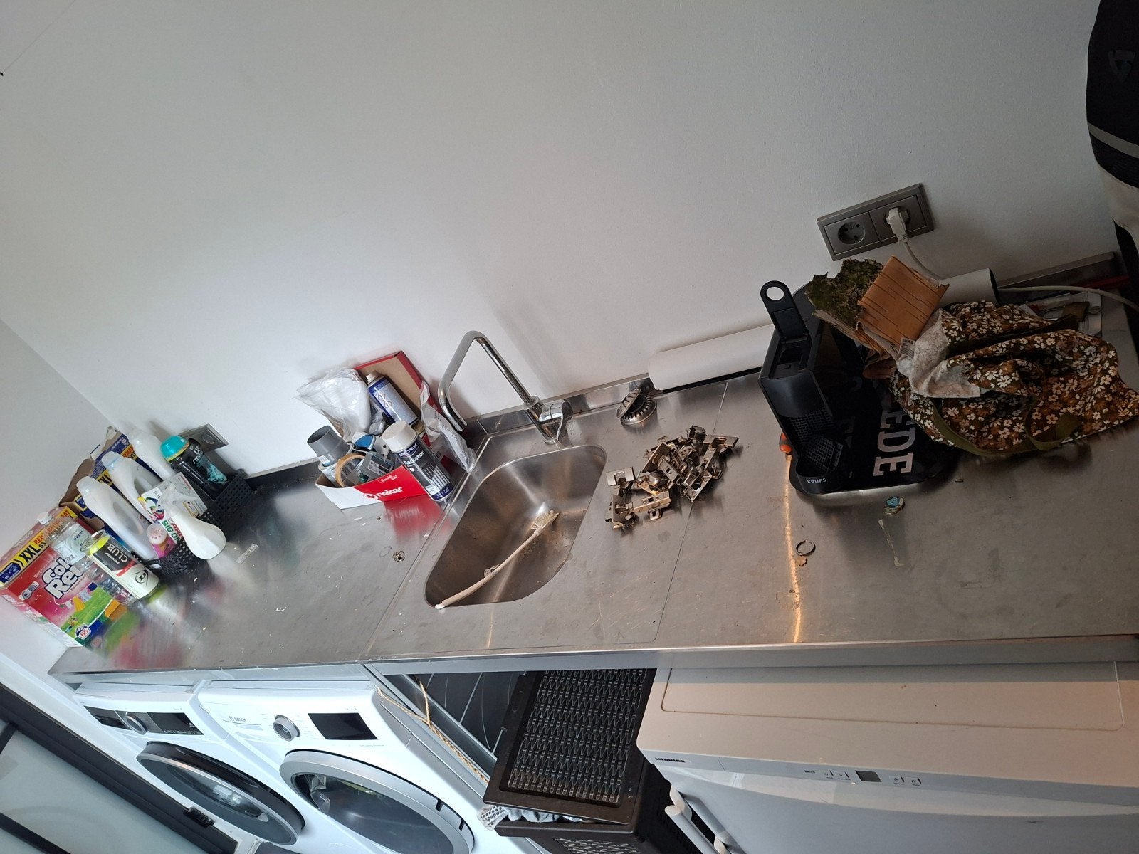 Twee roestvrijstalen werkbanken, Ophalen, Gebruikt, 120 tot 170 cm