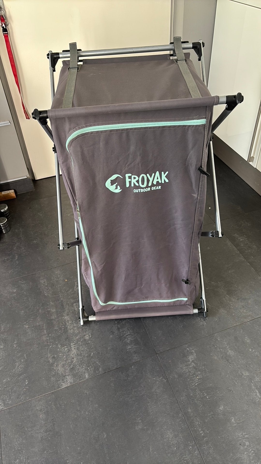Kampeerkastje 3 vakken, Ophalen, Gebruikt, Campingkast