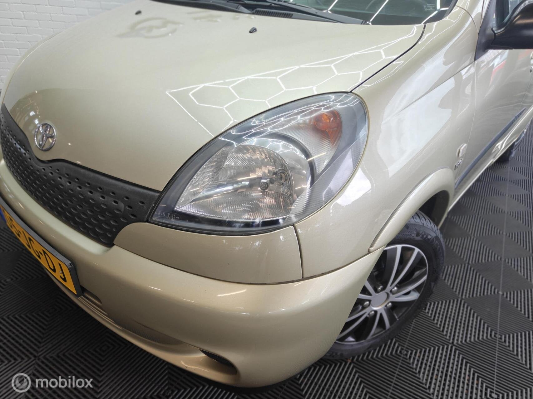 Toyota Yaris Verso 1.3-16V VVT-i Sol, Auto's, 1299 cc, 86 pk, 4 cilinders, 400 kg
