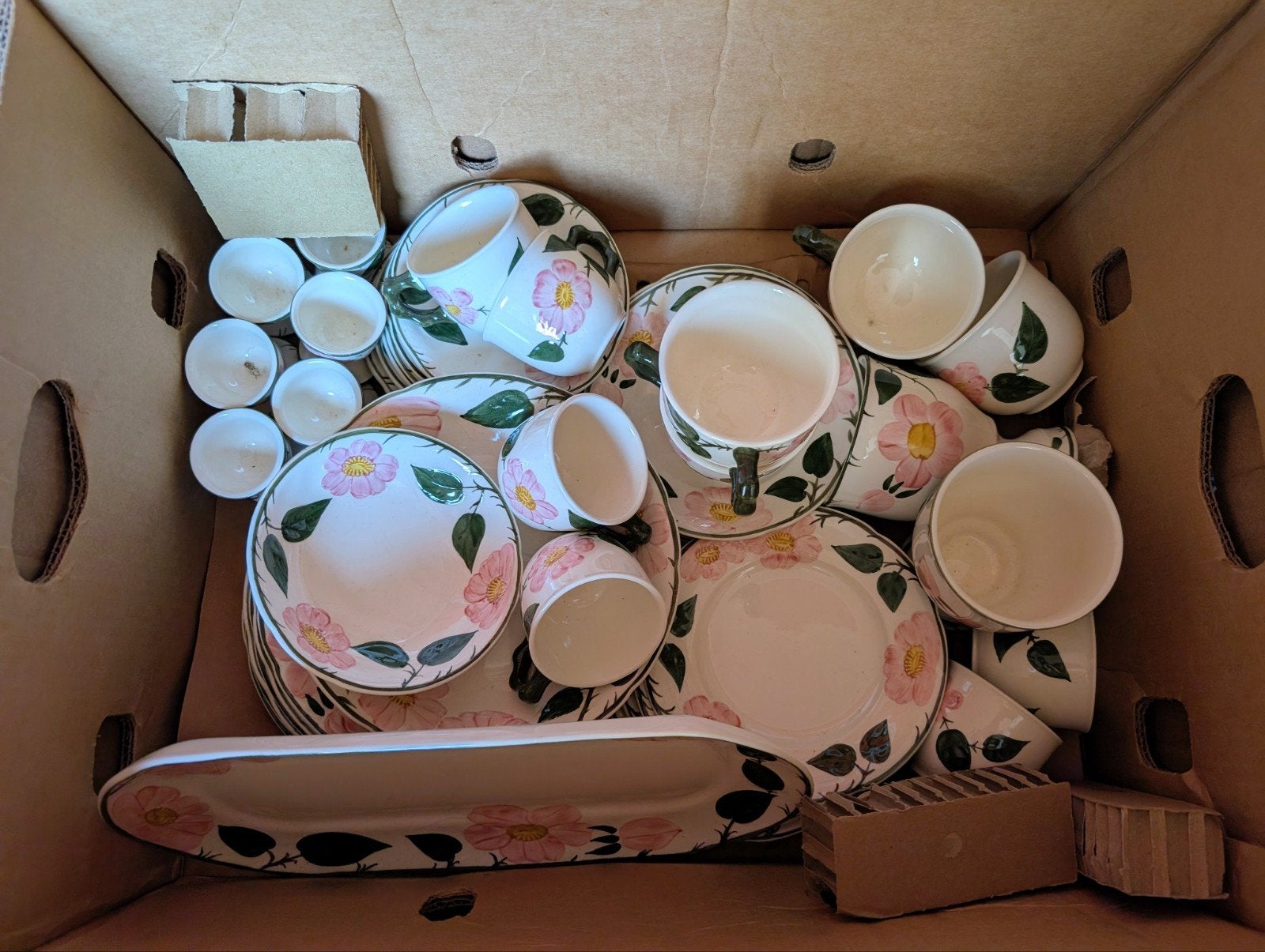 Villeroy & Boch Wild Rose servies, Ophalen, Villeroy & Boch, Zo goed als nieuw, Overige stijlen