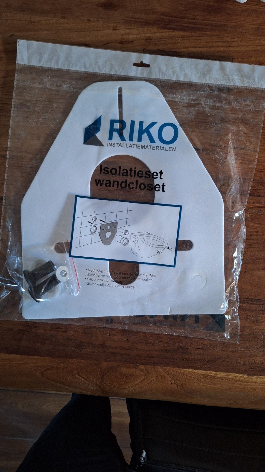 Riko Isolatieset wandcloset - Geluidsreductie & bescherming, Ophalen, Nieuw, Toilet