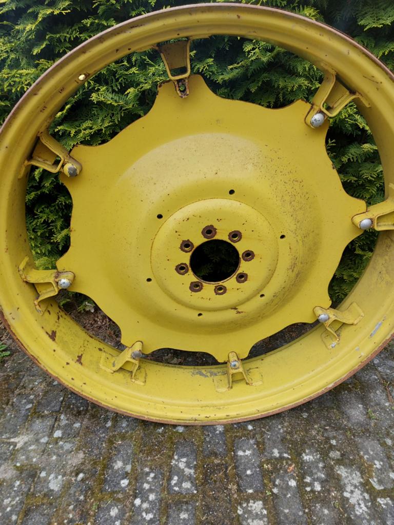 Dubbellucht velgen 1048 inch en bij behorende afstandsring, Zakelijke goederen, Agrarisch | Onderdelen | Banden, Velgen en Assen