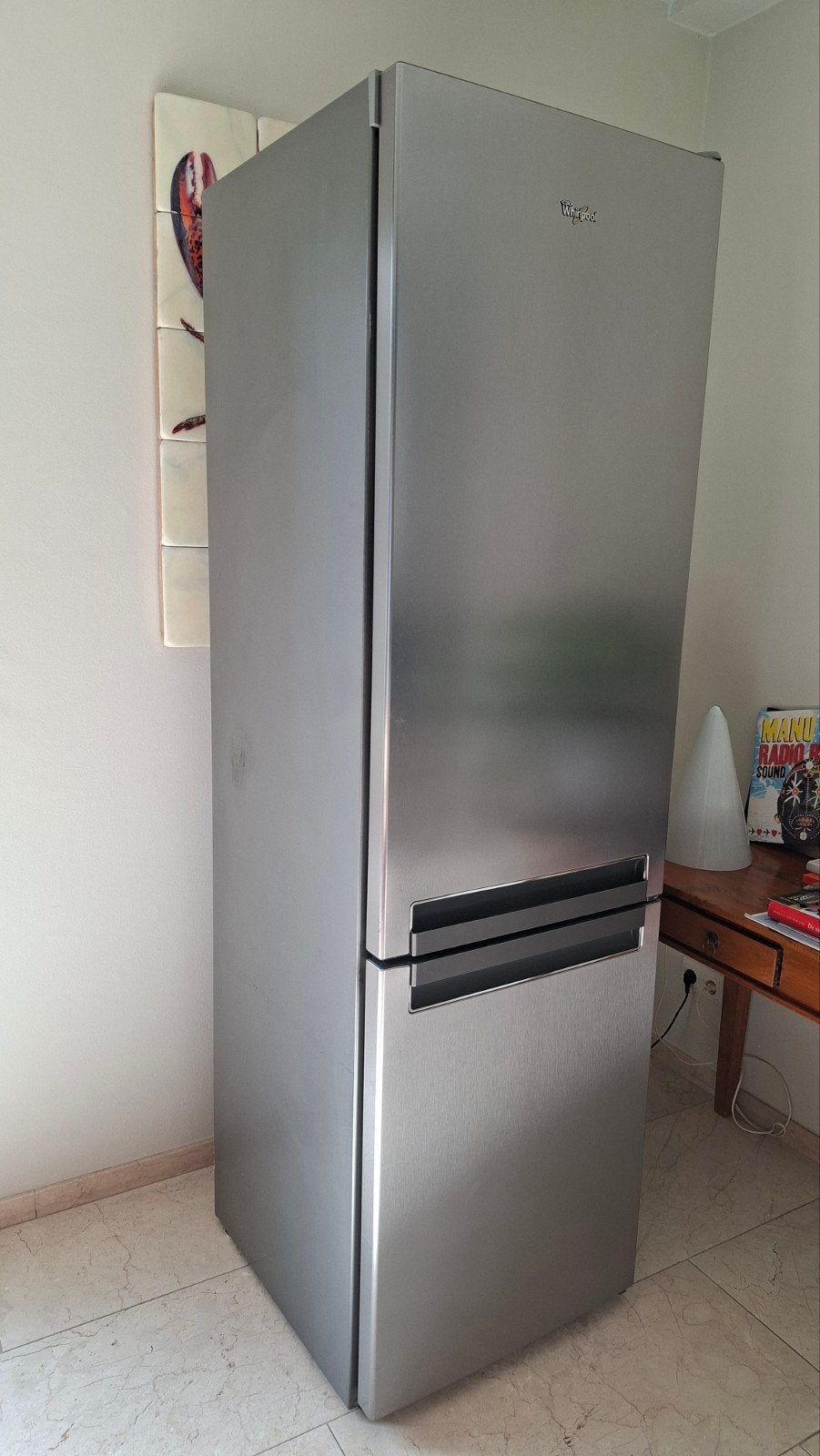 MOET ZSM WEG: Whirlpool Koelkast met Aparte Vriezer A+++ Cla, Witgoed en Apparatuur, Ophalen, Gebruikt, 200 liter of meer, 60 cm of meer