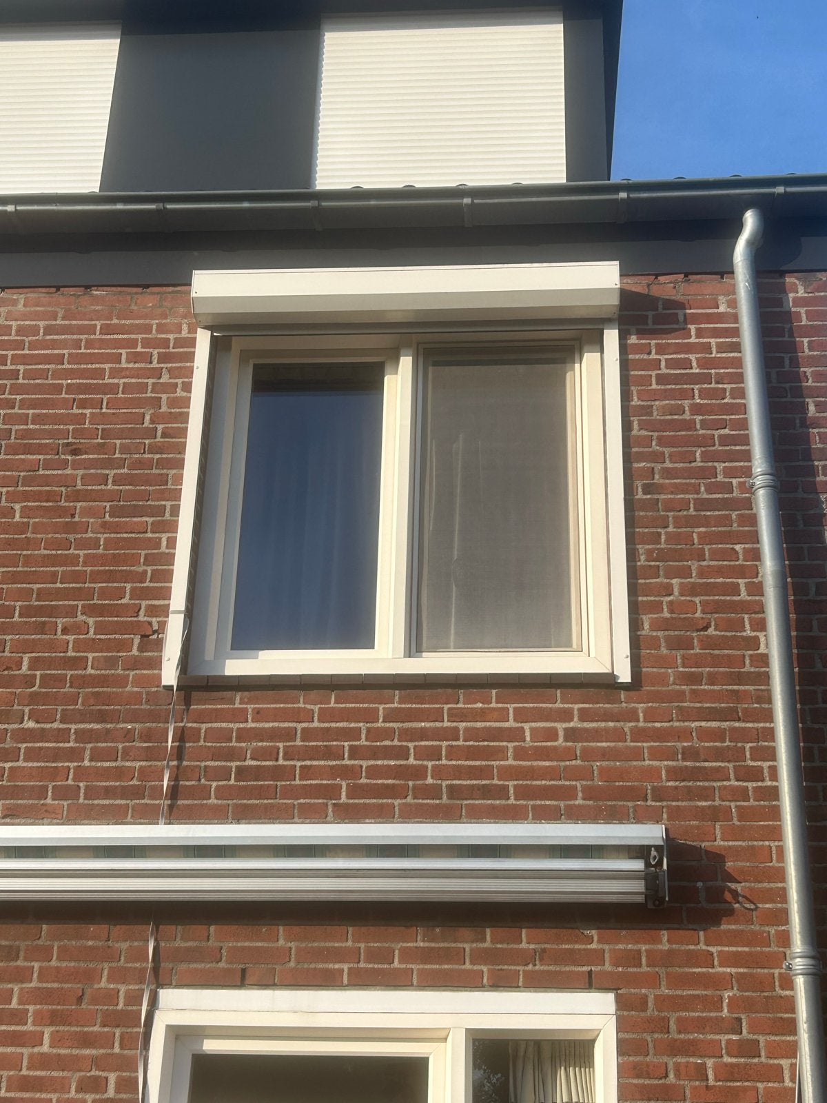 3 Handbediende Rolluiken te koop – RAL 9001 (crème/wit), Doe-het-zelf en Verbouw, Rolluiken, Ophalen, Gebruikt, 100 tot 150 cm