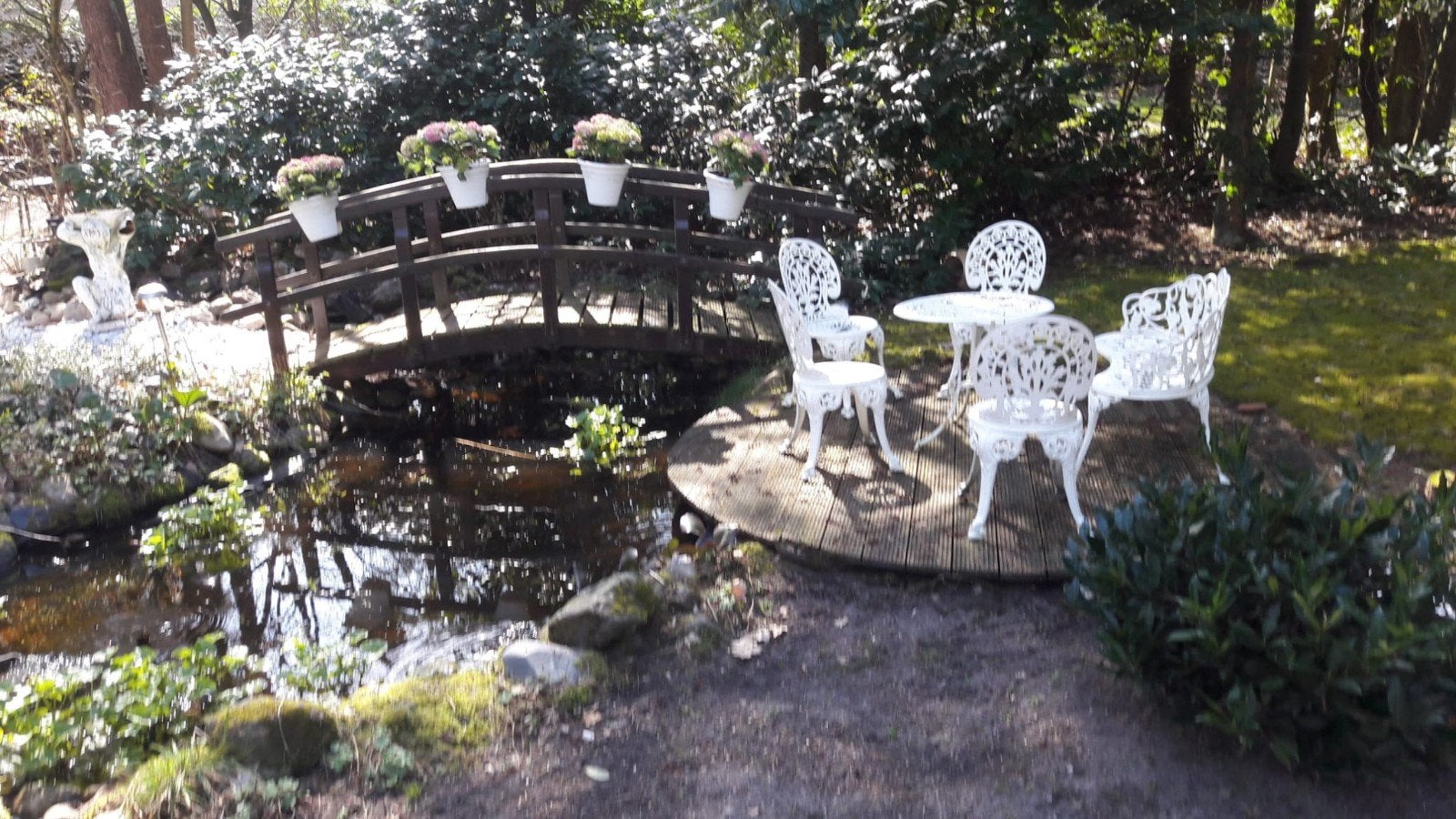 Bistro set gietijzer 6 delig  t.e.a.b
