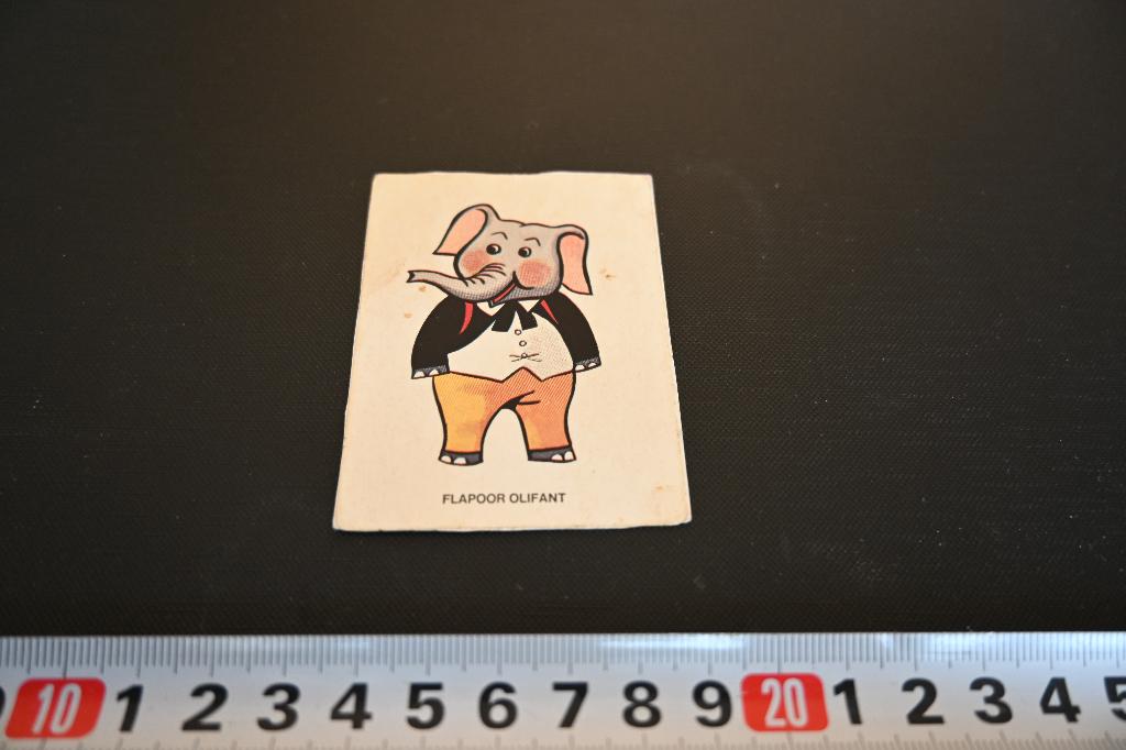 sticker Tiel Betuwe Flapoor Olifant  strip Flipje, Verzamelen, Stickers, Ophalen, Zo goed als nieuw