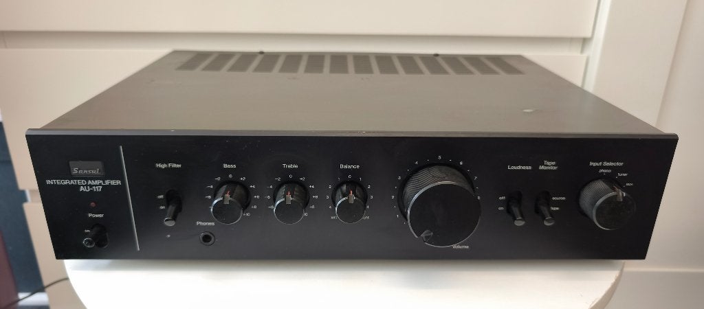 Vintage stereo amplifier Sansui AU-117 (Japan), Audio, Tv en Foto, Versterkers en Receivers, Overige merken, Gebruikt, Ophalen of Verzenden