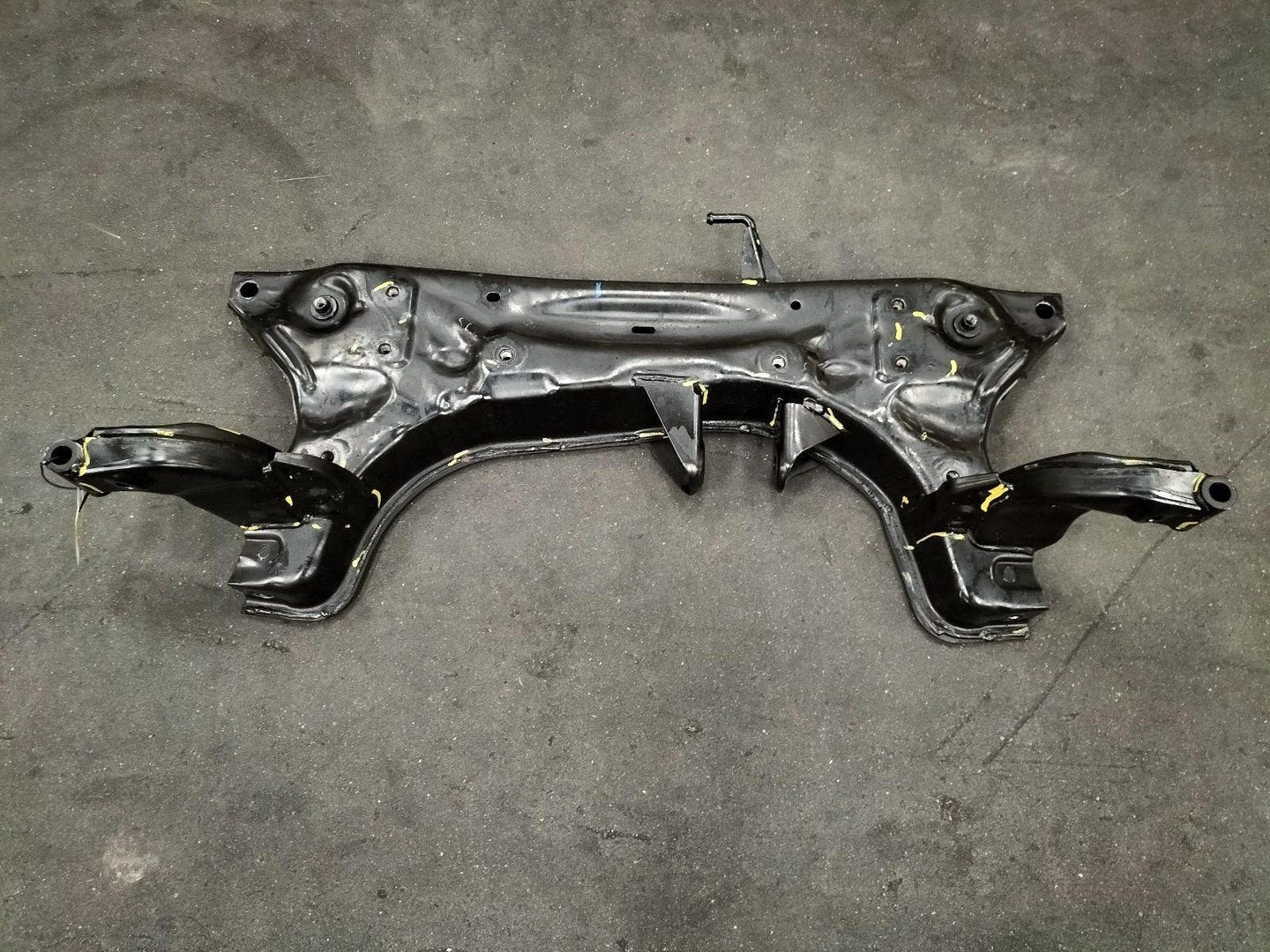 FORD PUMA ST-LINE SUBFRAME VOOR 2024, Ophalen of Verzenden, Gebruikt, ARN erkend
