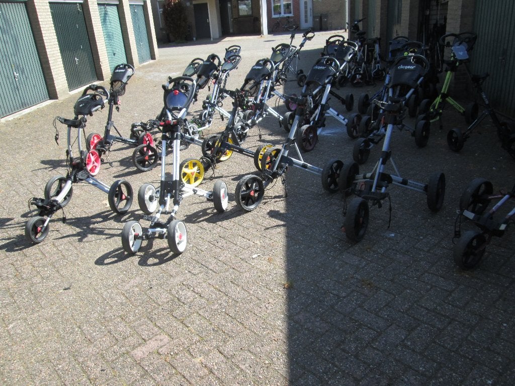 DE GOLFTROLLEY-GIGANT pakt weer uit  golfsets/golfclubs, Sport en Fitness, Golf, Ophalen of Verzenden, Gebruikt, Golfkar