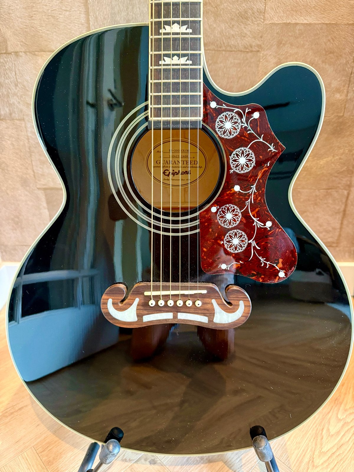 Epiphone EJ-200SCE/BK Westerngitaar, Muziek en Instrumenten, Snaarinstrumenten | Gitaren | Akoestisch, Ophalen, Zo goed als nieuw