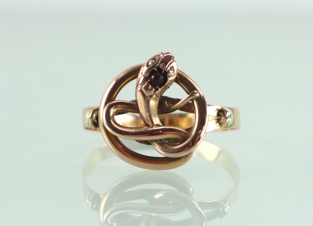 Antieke Franse 18k gouden ring met slang en granaat, Ophalen of Verzenden, Goud, Ring, Met edelsteen
