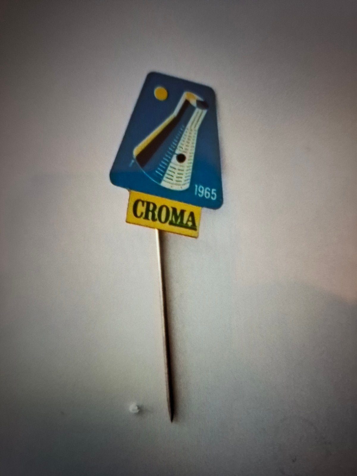 Speldje Croma., Ophalen of Verzenden, Zo goed als nieuw, Transport, Speldje of Pin