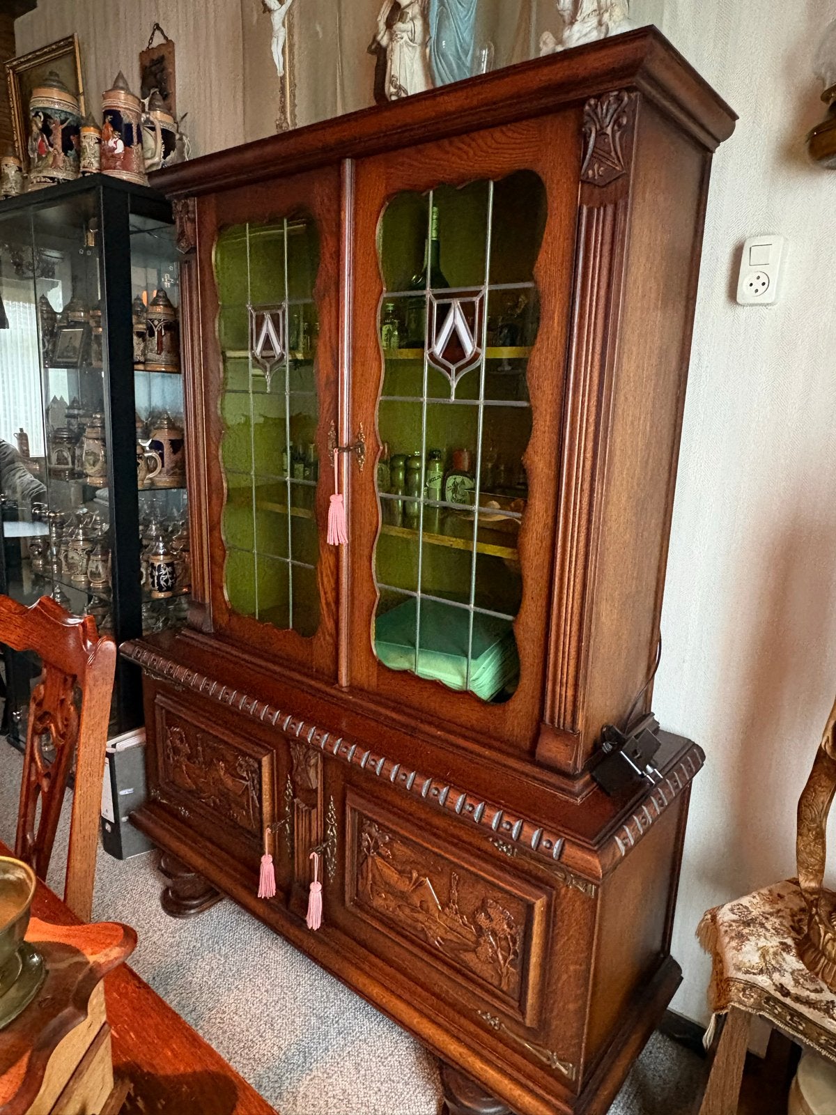 Antieke Houten Vitrinekast met Glas-in-lood, Ophalen