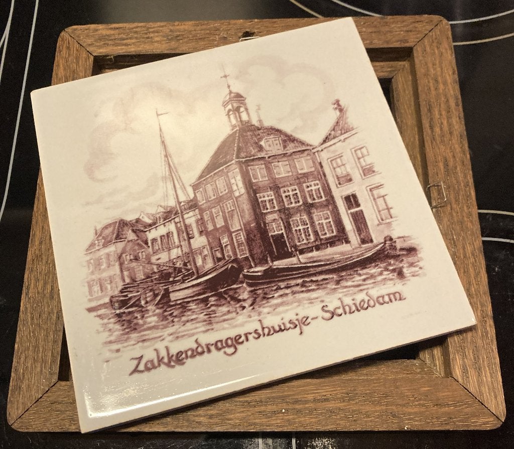 Westraven tegel Zakkendragershuisje Schiedam Mangaan, Ophalen