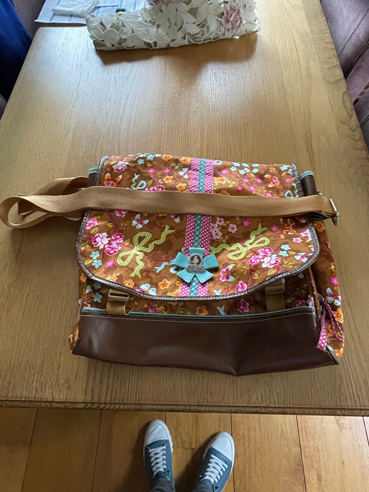 Gebruikte Pip Studio tas met vrolijke kleuren, Ophalen of Verzenden, Gebruikt, Bruin, Schoudertasje