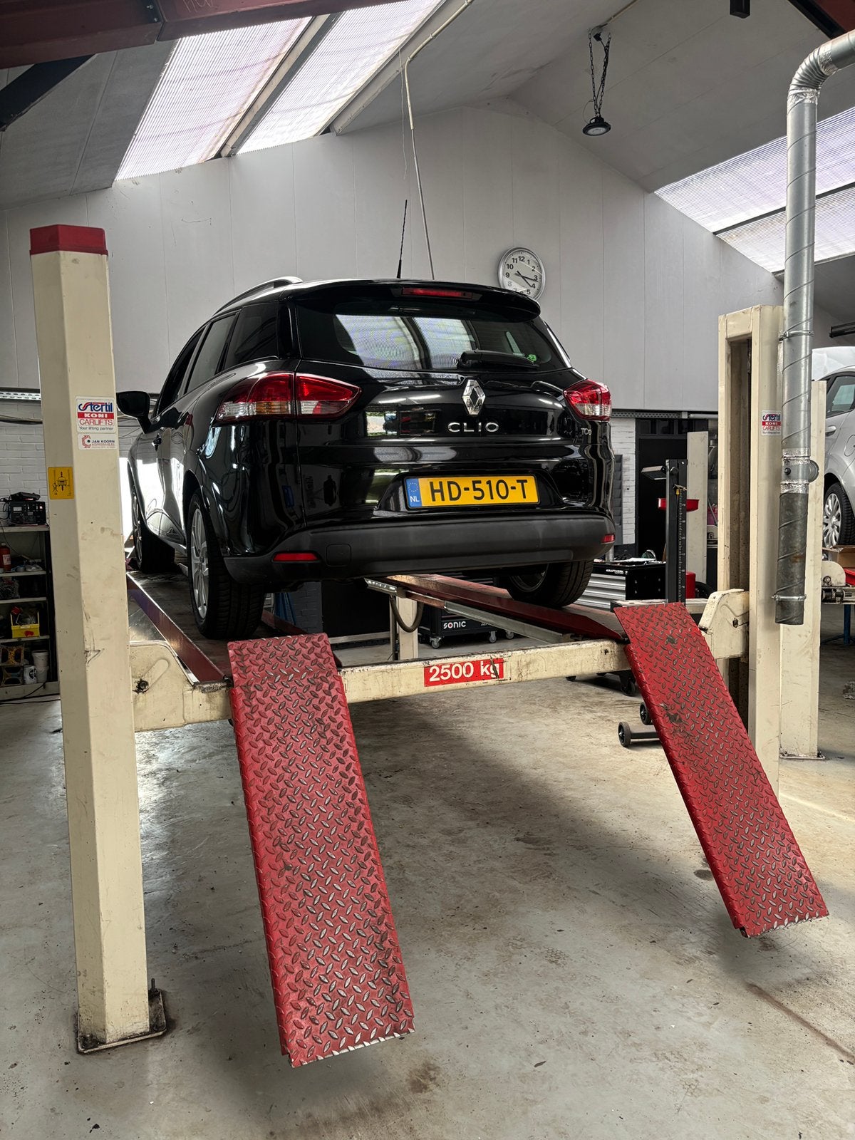 Koni 2500kg APK brug (compact model), Auto diversen, Ophalen, Zo goed als nieuw
