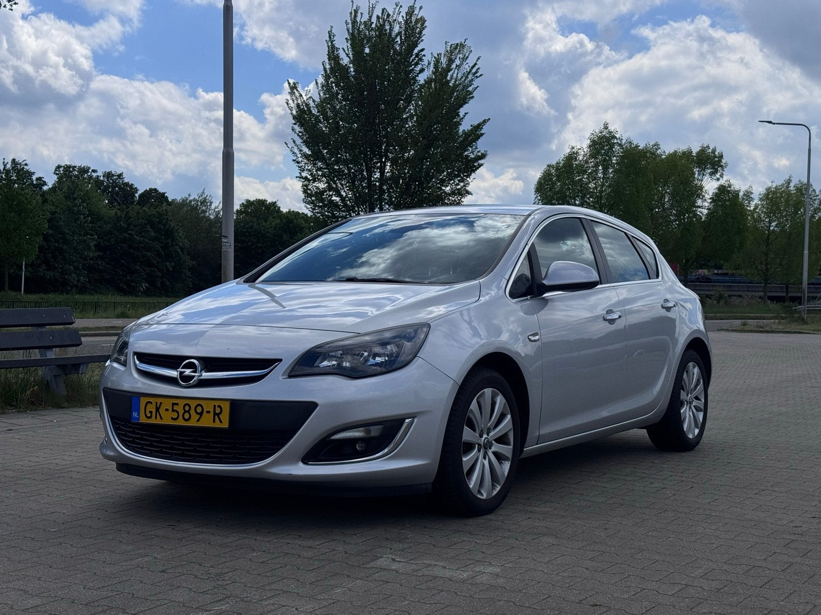 Opel Astra 1.4 Turbo Ecotec 140pk | AIRCO | 2013 | CRUISE, Auto's, Opel, Voorwielaandrijving, Euro 5, 4 cilinders, Leder en Stof
