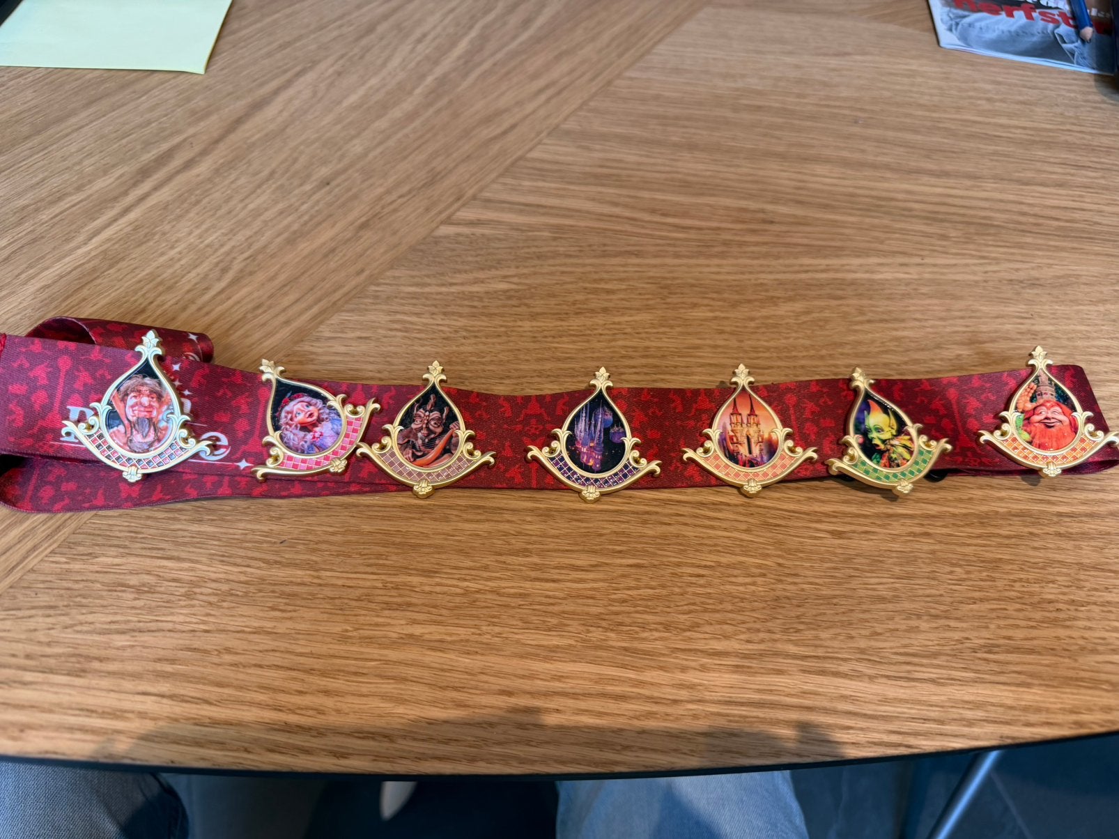 Efteling: Droomvlucht pins - hele serie, Verzamelen, Ophalen of Verzenden, Nieuw, Button of Speldje