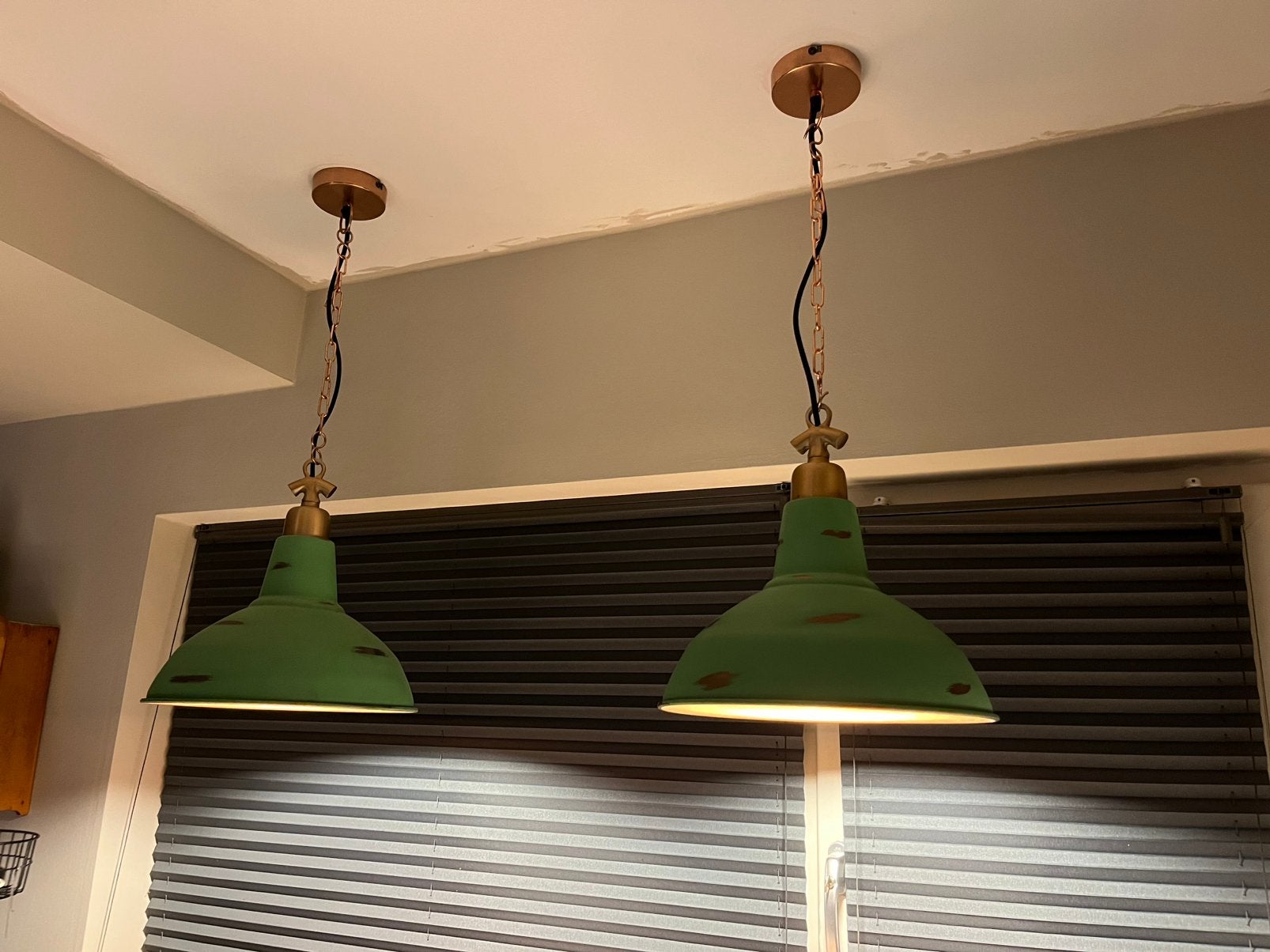 Set van 2 industriële hanglampen - Groen/Koper, Ophalen of Verzenden, Zo goed als nieuw, Metaal, E27 (groot)