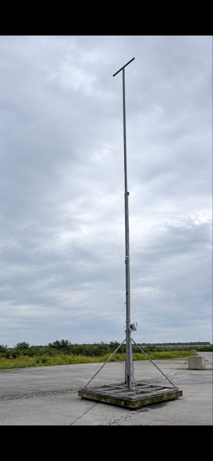 uitschuifbare lichtmast 6-12 meter staan er genoeg, Ophalen