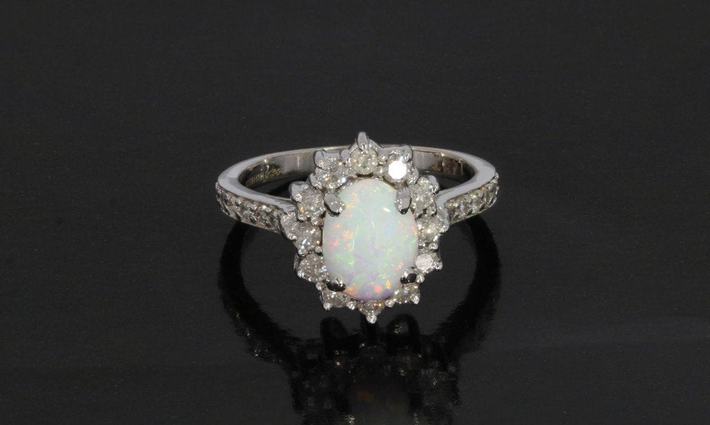 Opaal 26 diamanten exclusieve gouden dames ring briljant, Voordeelsieraden, Ophalen of Verzenden, Zo goed als nieuw, 17 tot 18
