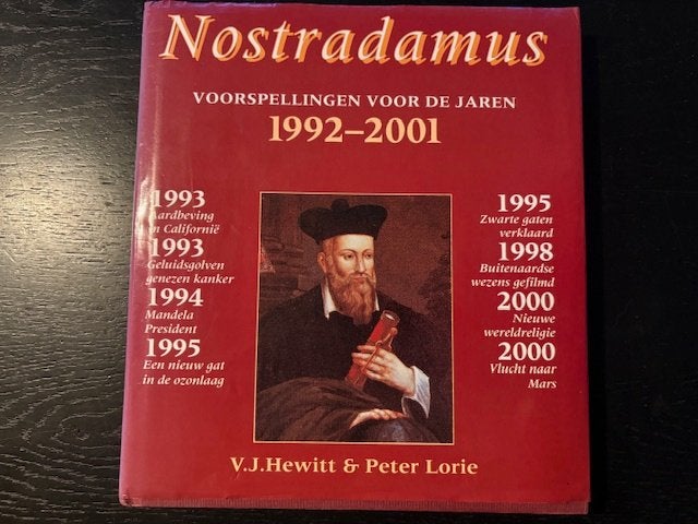 Voorspellingen 1992 - 2001 - Nostradamus, Ophalen of Verzenden, Zo goed als nieuw, Spiritualiteit algemeen, Achtergrond en Informatie