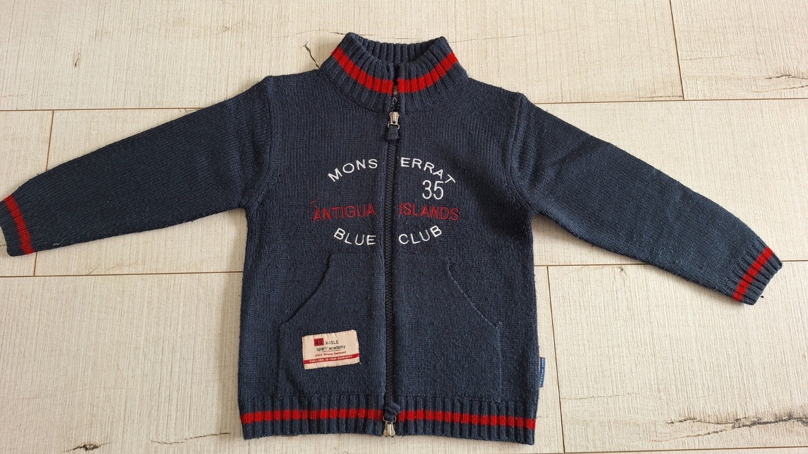Nieuw Isle vest 50% wol maat 104 Made in Italy, Jongen of Meisje, Trui of Vest, Nieuw, Ophalen of Verzenden