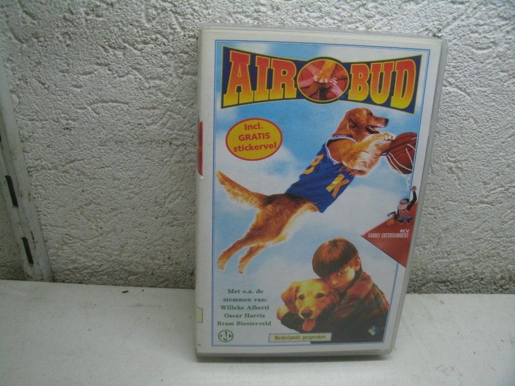 vhs 208a air bud, Alle leeftijden, Ophalen of Verzenden, Gebruikt