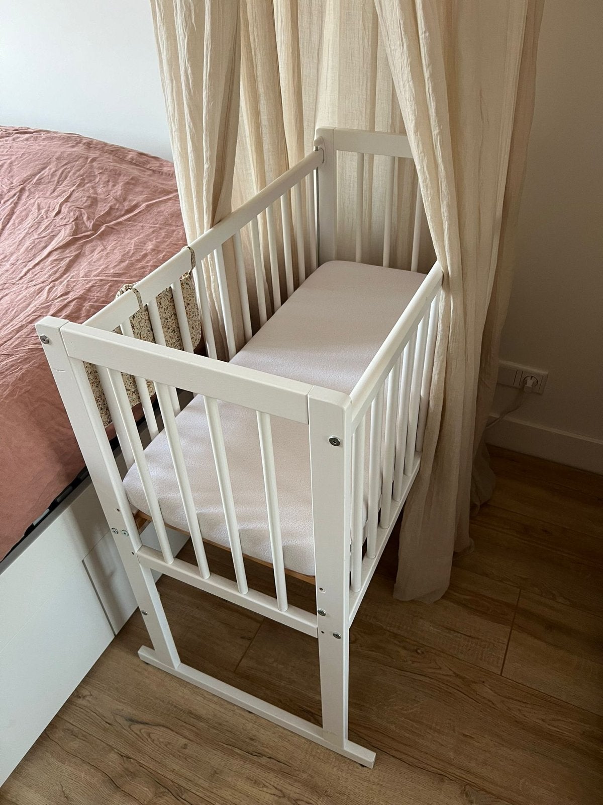 Co-sleeper Petit Amelie - Wit, Ophalen, Gebruikt, Wieg