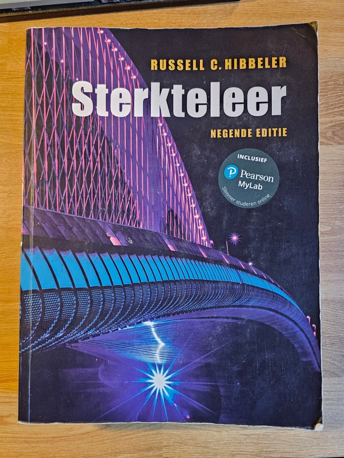 Russell C. Hibbeler - Sterkteleer, Boeken, Ophalen of Verzenden, Zo goed als nieuw, Russell C. Hibbeler, Nederlands