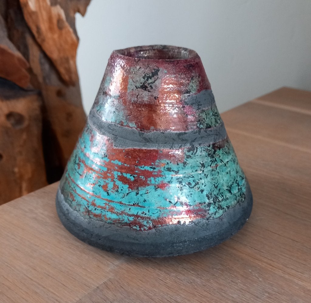 Unieke handgemaakte vaas met koperen en turquoise accenten, Antiek en Kunst, Ophalen of Verzenden