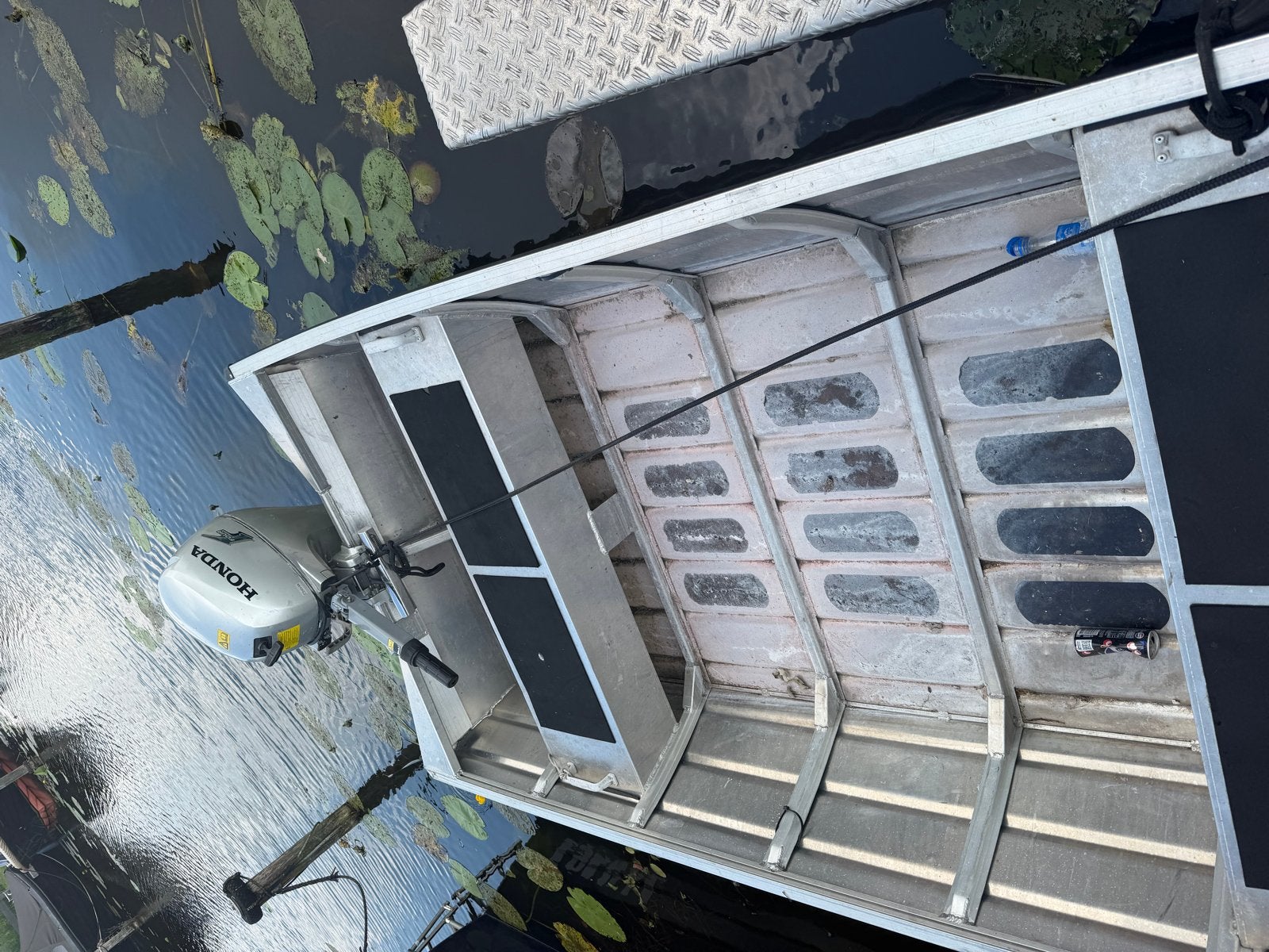 Mooi bootje met nieuwe kantelbare trailer. En 8 pk moter., Ophalen, Gebruikt