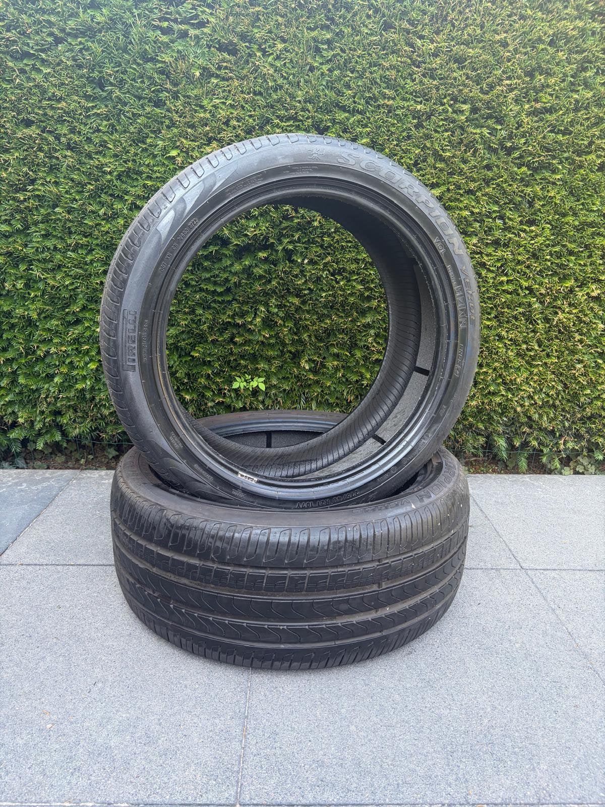 2x Pirelli Scorpion Verde 275/40 R21 Volvo zomerbanden XC90, Auto-onderdelen, Banden en Velgen, Gebruikt, 275 mm, Band(en), Personenwagen
