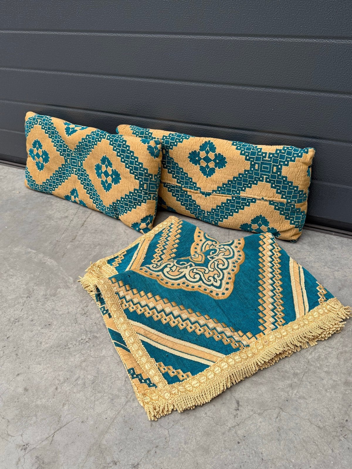 Decoratieve Kussens en Kleed in Meerkleurig Design, Huis en Inrichting, Ophalen, Wateringen, Info@artizana.nl, Gebruikt