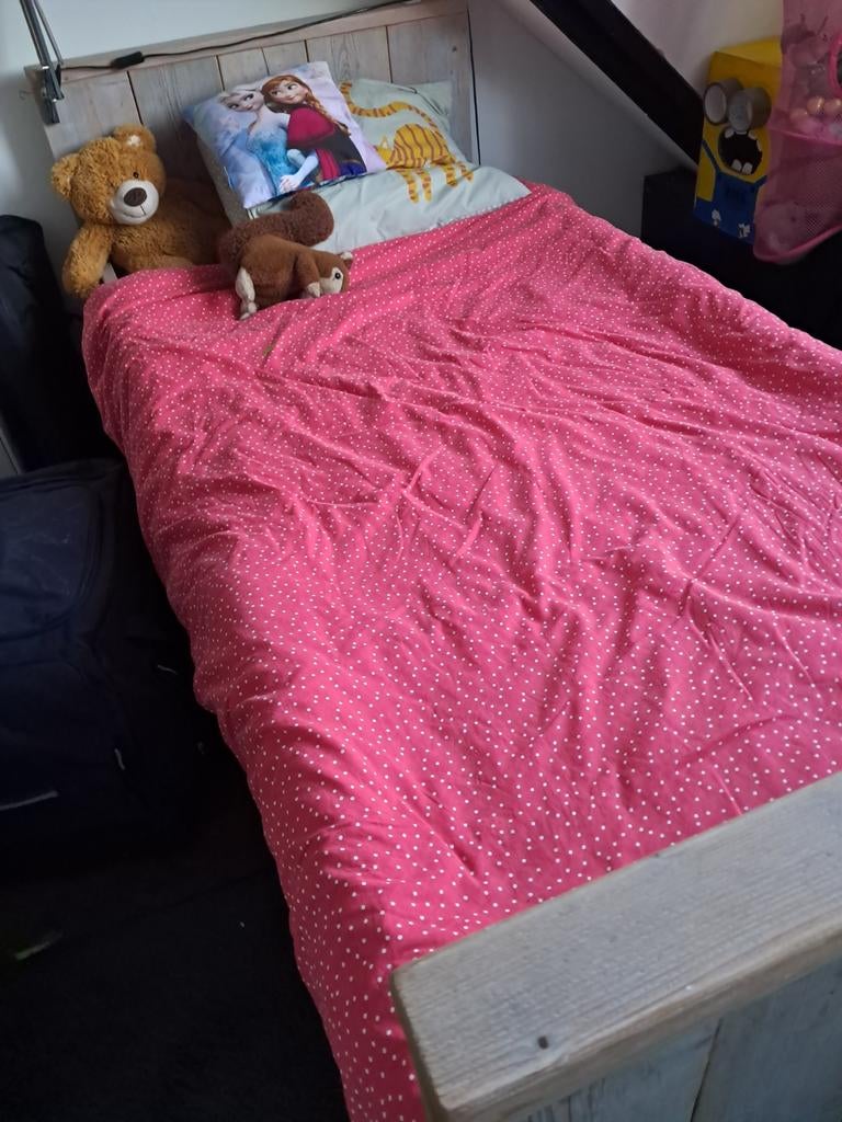 Houten kinderbed met lade, Kinderen en Baby's, Kinderkamer | Bedden, Lattenbodem, 85 tot 100 cm, Gebruikt, Ophalen of Verzenden